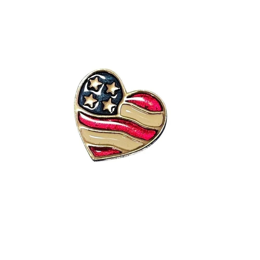 Avon Heart of America Patriotic American Flag Pin‎ Brooch Red White Blue Stars